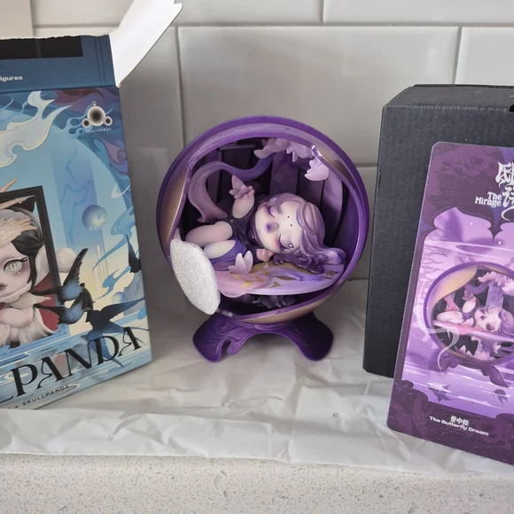 Skullpanda SECRET The Dreaming Butterfly, The Mirage Series - Picture 2 of 7